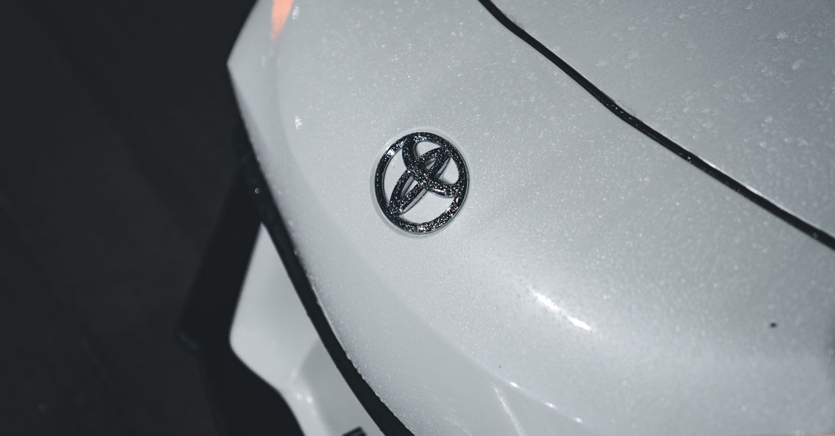Toyota car key fob — Skokie Locksmith Chicago